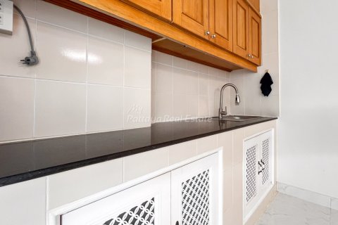 Condo à Bang Lamung, Thaïlande, 2 chambres № 159934 - photo 6