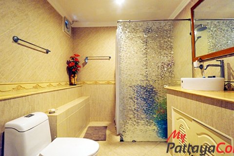 Condo à Bang Lamung, Thaïlande, 1 chambre № 159935 - photo 16