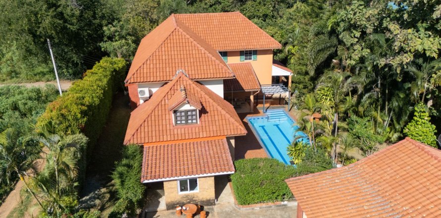 Дом в Пак Чонге, Таиланд с 6 спальнями  № 145622