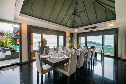 Villa in Phuket, Thailand 10 bedrooms № 145748 - photo 7