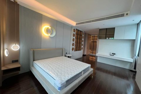 Вилла в Бангкоке, Таиланд с 5 спальнями  № 133779 - фото 20