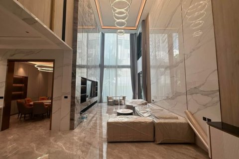 Вилла в Бангкоке, Таиланд с 5 спальнями  № 133779 - фото 2