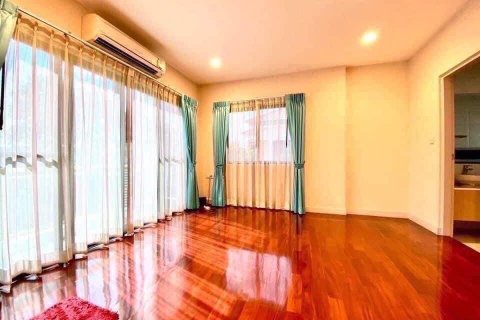 Вилла в Бангкоке, Таиланд с 4 спальнями  № 133780 - фото 14