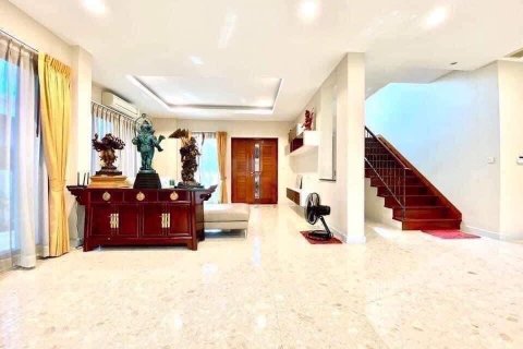 Вилла в Бангкоке, Таиланд с 4 спальнями  № 133780 - фото 6