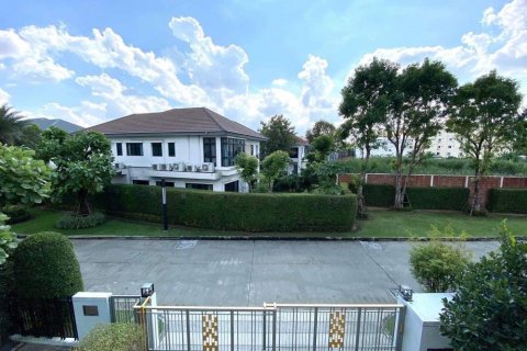 Вилла в Бангкоке, Таиланд с 4 спальнями  № 133780 - фото 16