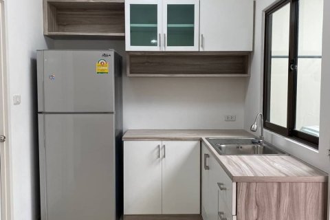 Таунхаус в Суан Луанге, Бангкок, Таиланд с 3 спальнями  № 154455 - фото 9