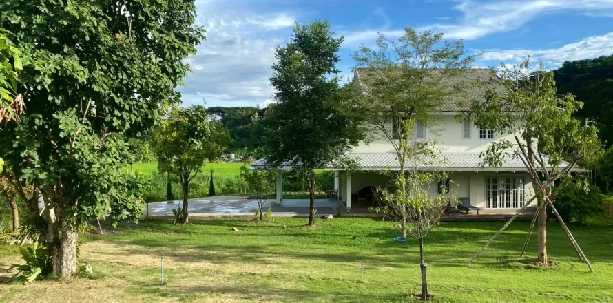 Дом в Сан-Сая, Таиланд с 4 спальнями № 154452