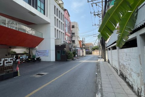 Terrain à Watthana, Bangkok, Thaïlande 416 m2 № 170655 - photo 27