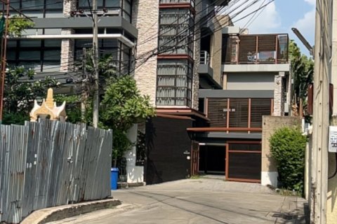 Terrain à Watthana, Bangkok, Thaïlande 416 m2 № 170655 - photo 25