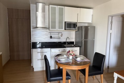 Studio dans le Condo à Khlong Toei, Bangkok, Thaïlande  № 170653 - photo 3