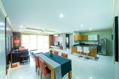 Condo à Kathu, Thaïlande, 2 chambres № 173848