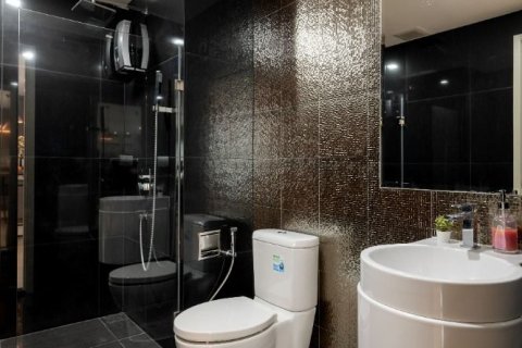 Кондоминиум с 2 спальнями в Клонг Тоэй, Бангкок, Таиланд № 173847 - фото 15