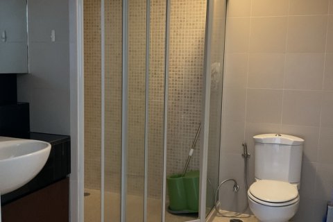 Studio in the Condo in Phaya Thai, Bangkok, Thailand  № 173846 - photo 4