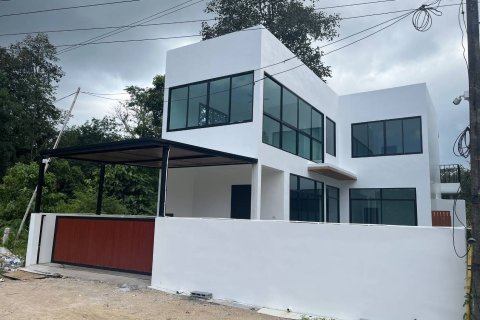 Villa in Phuket, Thailand 3 bedrooms № 156607 - photo 12