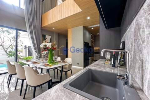 บ้านในพัทยา, ประเทศไทย 4 ห้องนอน № 196343 - รูปถ่าย 12