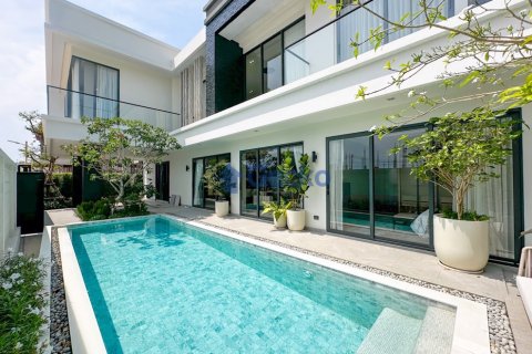 Maison à Pattaya, Thaïlande 4 chambres № 196343