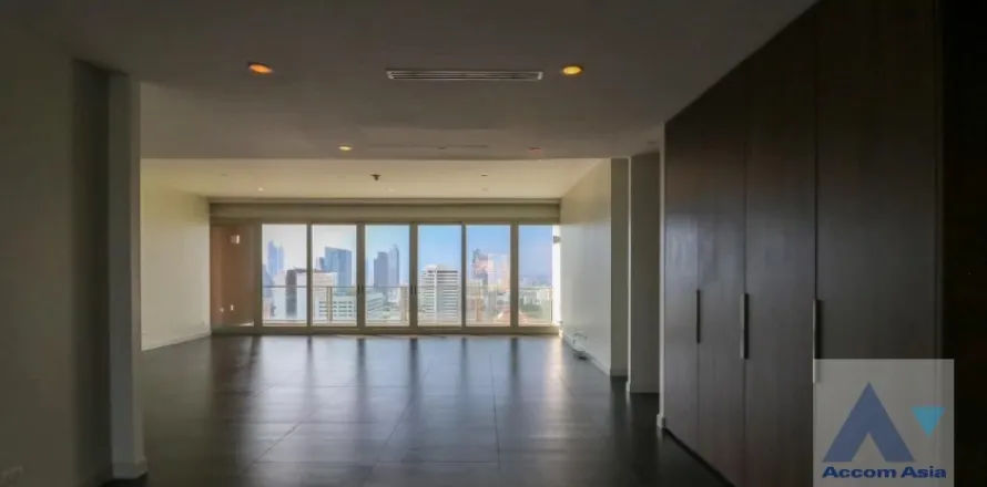 Eigentumswohnung in Pathum Wan, Bangkok, Thailand, 4 Schlafzimmer № 214805