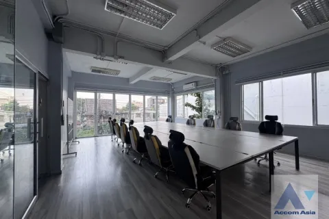 Studio in Phra Khanong, Bangkok, Thailand № 214802 - Foto 9