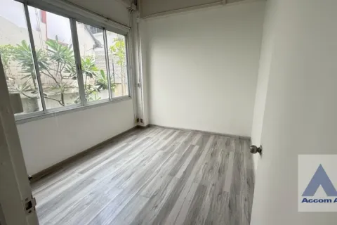 Studio in Phra Khanong, Bangkok, Thailand № 214802 - Foto 14