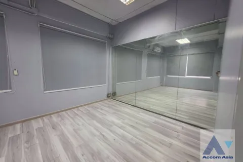 Studio in Phra Khanong, Bangkok, Thailand № 214802 - Foto 12