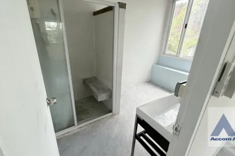 Studio in Phra Khanong, Bangkok, Thailand № 214802 - Foto 15
