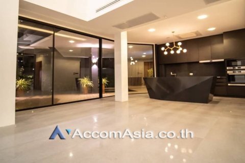 Haus in Watthana, Bangkok, Thailand 5 Schlafzimmer № 214806 - Foto 6