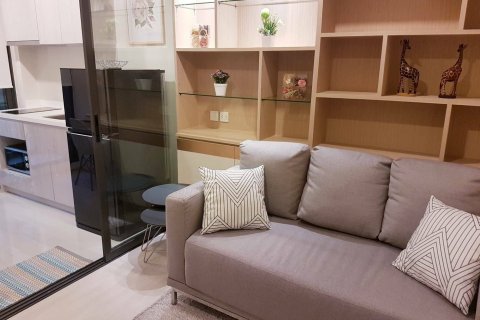 Студия в кондо в Клонг Тоэй, Бангкок, Таиланд № 167656 - фото 7