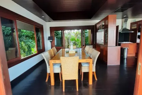 Villa in Phuket, Thailand 4 bedrooms № 167655 - photo 11