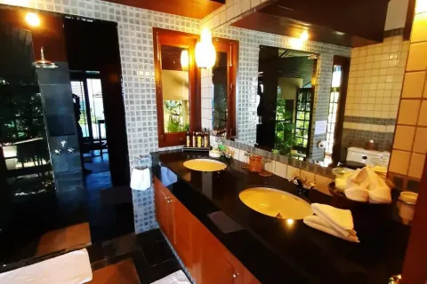 Villa in Phuket, Thailand 4 bedrooms № 167655 - photo 24