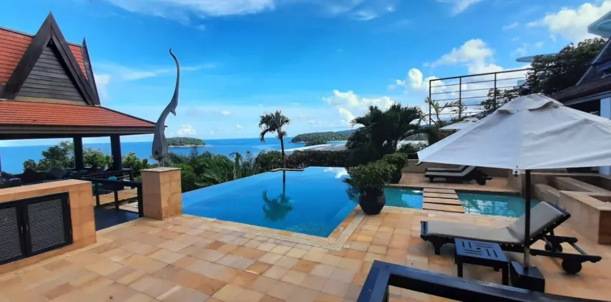Villa in Phuket, Thailand 4 bedrooms № 167655