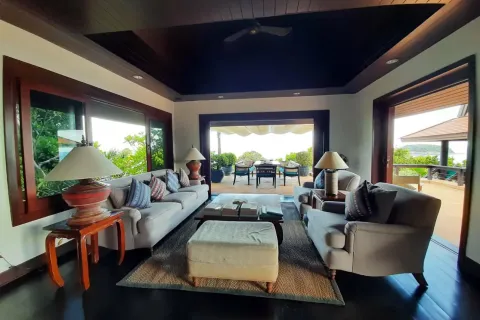 Villa in Phuket, Thailand 4 bedrooms № 167655 - photo 10