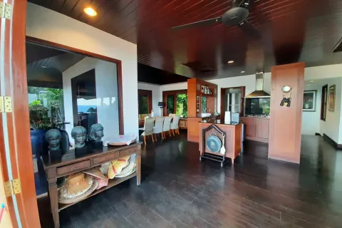 Villa in Phuket, Thailand 4 bedrooms № 167655 - photo 22