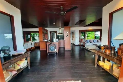 Villa in Phuket, Thailand 4 bedrooms № 167655 - photo 21
