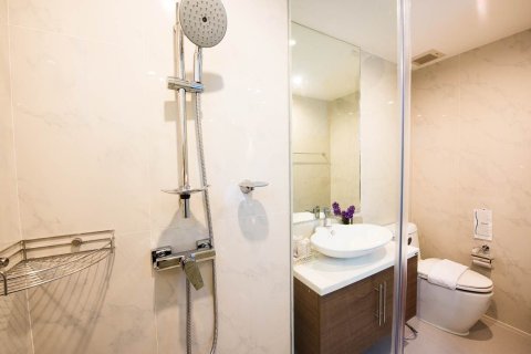 Condo in Hua Hin, Thailand, 2 bedrooms  № 157153 - photo 5