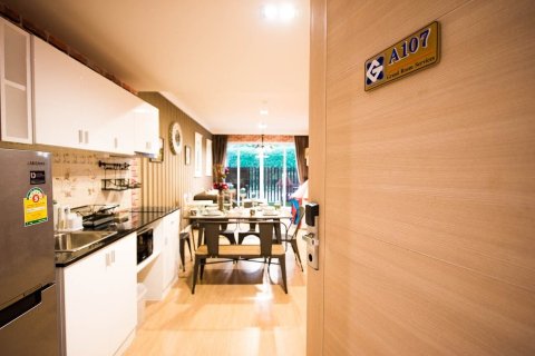 Condo in Hua Hin, Thailand, 2 bedrooms  № 157153 - photo 7