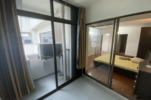 Condo in Suan Luang, Bangkok, Thailand, 2 bedrooms  № 157148 - photo 4