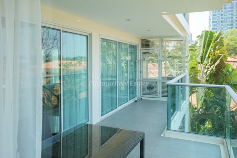 Condo in Bang Lamung, Thailand, 2 bedrooms № 178103 - photo 8
