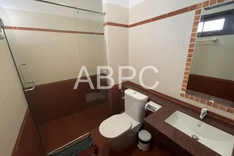 Casa de 4 dormitorios en Jomtien Beach, Pattaya, Tailandia № 211792 - foto 13