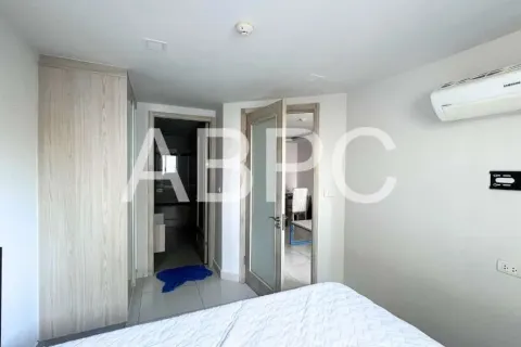 Condominio de 1 dormitorio en Pattaya, Tailandia № 211795 - foto 3