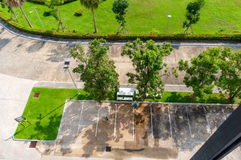 Condo on Nai Yang, Thailand, 2 bedrooms № 70397 - photo 2
