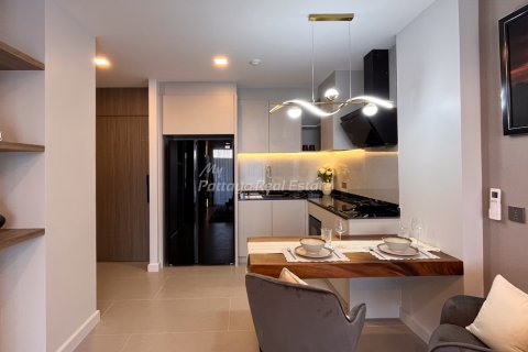 Condo in Pattaya, Thailand, 1 bedroom  № 177802 - photo 4