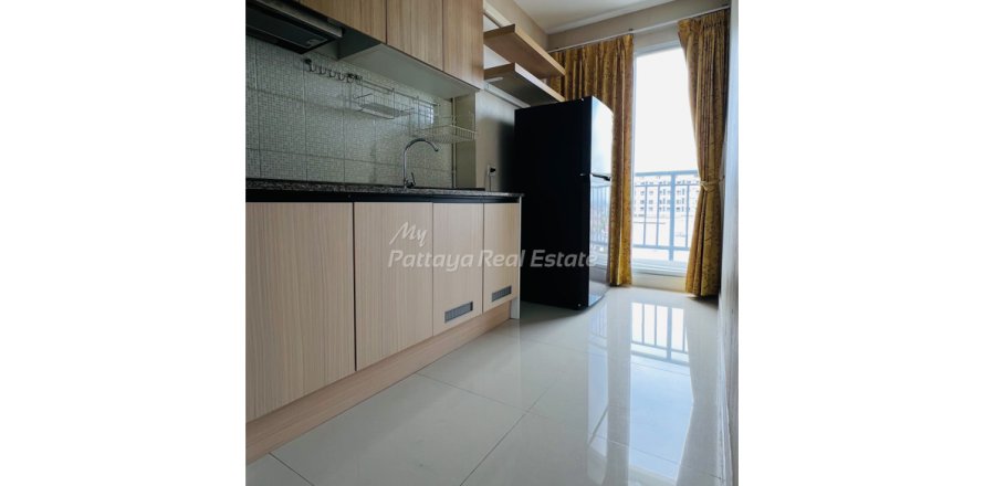 Condo in Bang Lamung, Thailand, 1 bedroom  № 232962