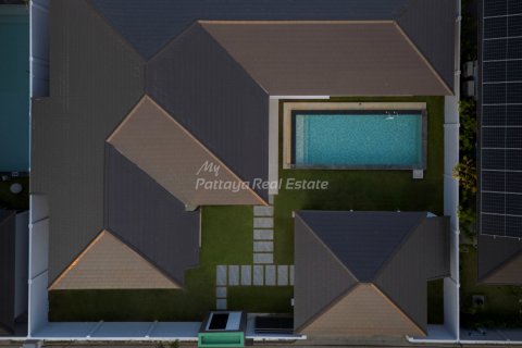 House in Pattaya, Thailand 3 bedrooms № 113553 - photo 2