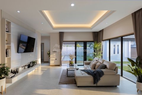 House in Pattaya, Thailand 3 bedrooms № 113553 - photo 4