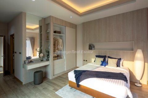 House in Pattaya, Thailand 3 bedrooms № 113553 - photo 8