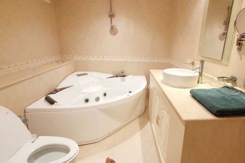 Кондоминиум с 1 спальней в Банг Ламунге, Таиланд № 113551 - фото 10