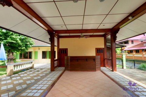 Дом в Чиангмае, Таиланд с 6 спальнями  № 162598 - фото 4