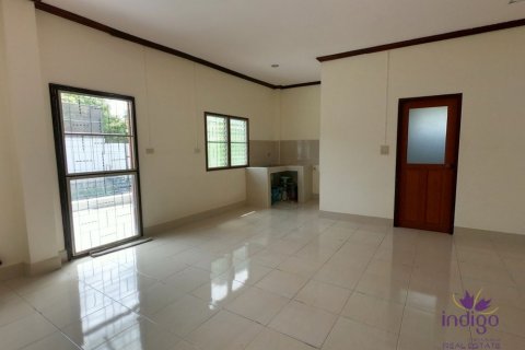 Дом в Чиангмае, Таиланд с 6 спальнями  № 162598 - фото 10