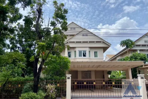 House in Suan Luang, Bangkok, Thailand 4 bedrooms № 216912