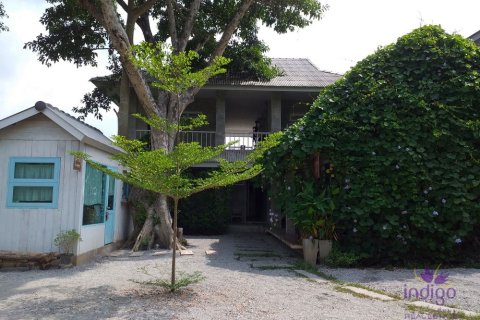 Maison à Chiang Mai, Thaïlande 6 chambres № 162532